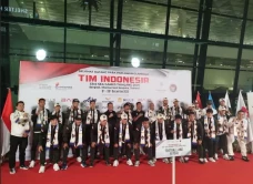 Pulang Tanpa Medali,...
