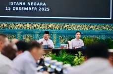 Prabowo Dapat Laporan...