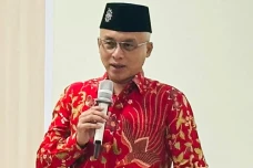 Kesantunan Berbahasa...