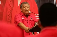 Mantan Ketua DPRD Jawa...