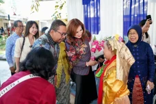 Qodari Tegaskan Komitmen...
