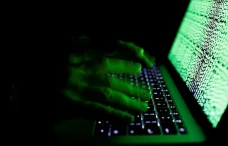 10 Hacker Terbaik dan...