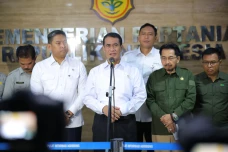 Langgar HET, Mentan...