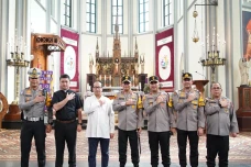 5.044 Petugas Gabungan...
