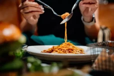 Waktu Makan Malam Ideal,...