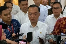 Mensesneg: KUHAP dan...