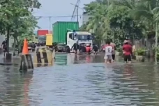 Banjir Rob Berpotensi...