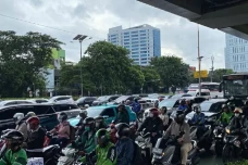 Jalan Gatot Subroto...