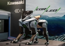 Kawasaki Kenalkan Robot...