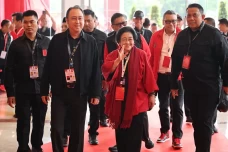 Hari Kedua Rakernas...