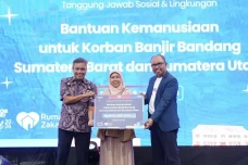 Rumah Zakat Salurkan...