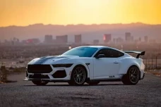 Shelby Super Snake Gendong...