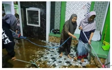 Banjir Melanda Kudus:...
