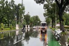 BMKG: Hujan Lebat Disertai...