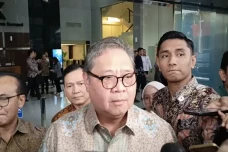Datangi KPK, Airlangga:...