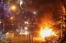 2.003 Demonstran Iran...