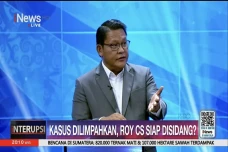 Kubu Roy Suryo Cs Kritik...