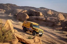 Naik Land Cruiser, Shammie...