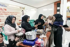 YIS-Rumah Zakat Gelar...
