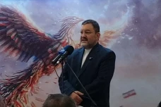 Teheran Dilanda Kerusuhan,...
