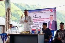 Wisata TN Komodo Ditutup...