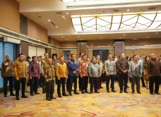 Transformasi Bisnis...