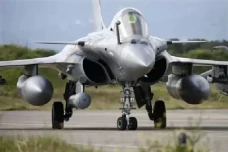3 Jet Tempur Rafale...