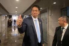 Kejar Target Penerimaan...
