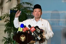 Temui Presiden Prabowo,...