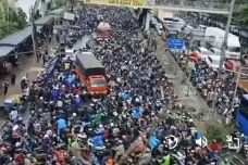 Macet Horor di Cengkareng...
