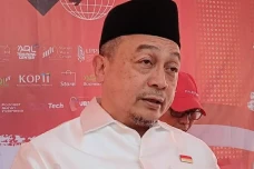KH Bachtiar Nasir Soroti...