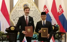 Indonesia dan Slovakia...