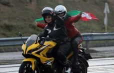 Iran Resmi Izinkan Perempuan...