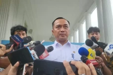 Prabowo Terima Undangan...