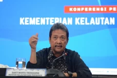Menteri KKP Respons...