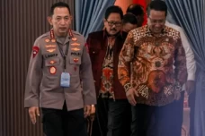 Menkum di Rapim Polri:...