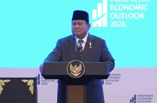 Prabowo Tegaskan Hukum...
