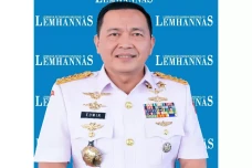 Profil Laksdya TNI Edwin,...