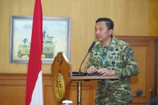 Kapuspen TNI: Perang...
