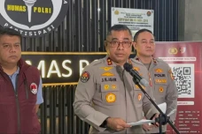 Mantan Kapolres Bima...