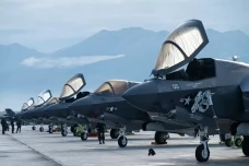 10 Negara dengan Armada...