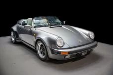 Porsche 911 Speedster...