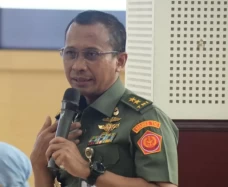 Mayjen TNI (Purn) Prihati...