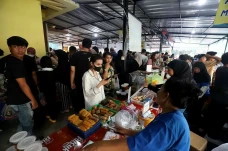 Antisipasi Macet Jelang...