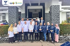 Kembangkan SDM Daerah,...