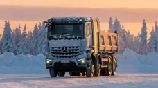 Mercedes-Benz Pastikan...