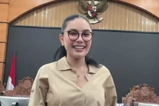Sidang PMH Memanas,...