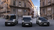 Renault Ambil Alih Kendali...