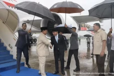 Prabowo Tiba di Tanah...