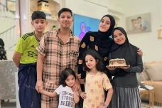 Dua Anak Fairuz A Rafiq...